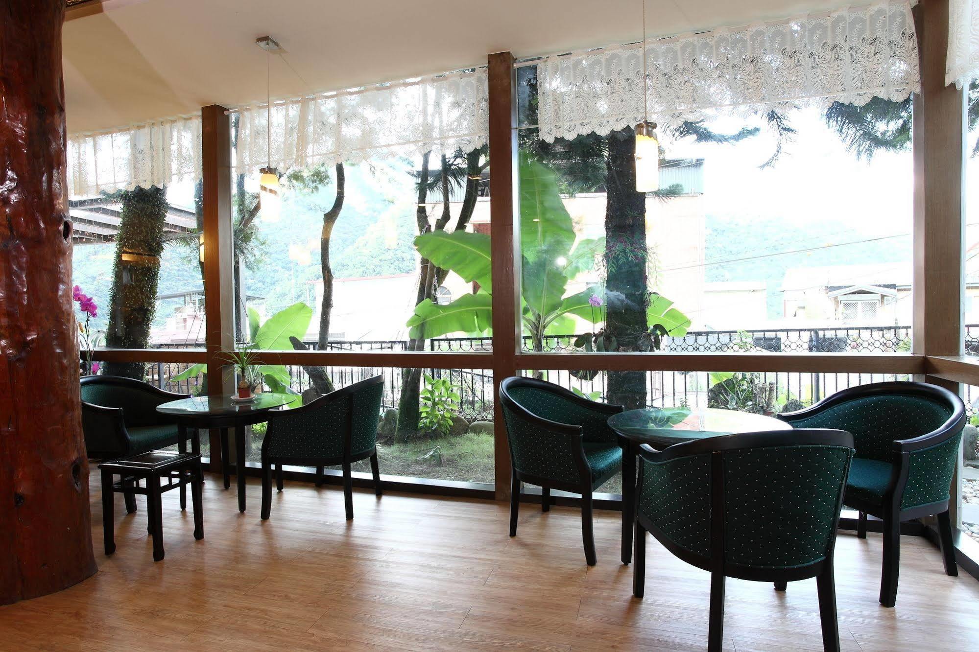 Hotspring World Wulai Hotel Exterior photo